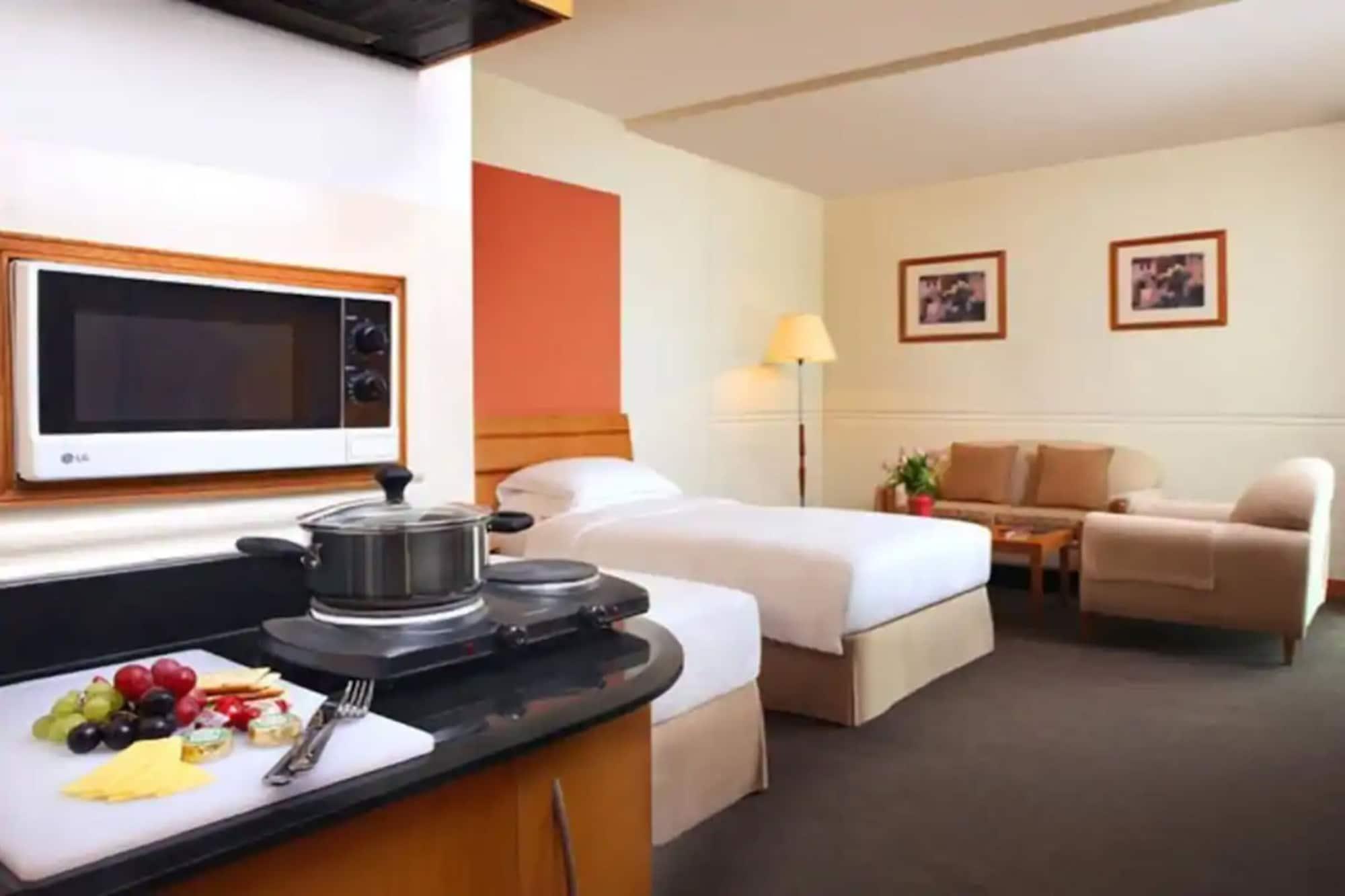 J5 Hotels - Port Saeed Dubái Habitación foto